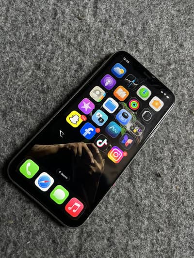 Apple iPhone 11