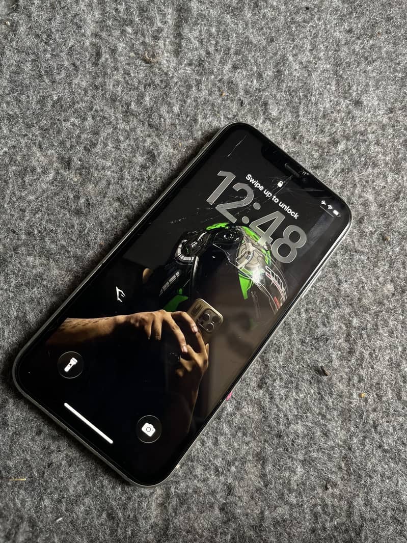 Apple iPhone 11 5