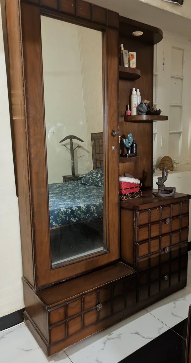 Double Bed Set with Dressing Table 3