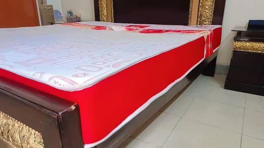 Master Molty Mattress 8 inch with warranty card, moving abroad
