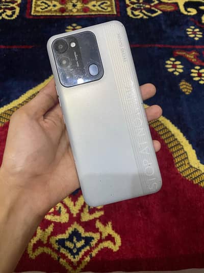 Tecno Spark 8C