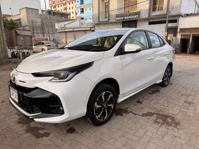 Toyota Yaris ATIV 1.3 CVT (2024 Facelift)
