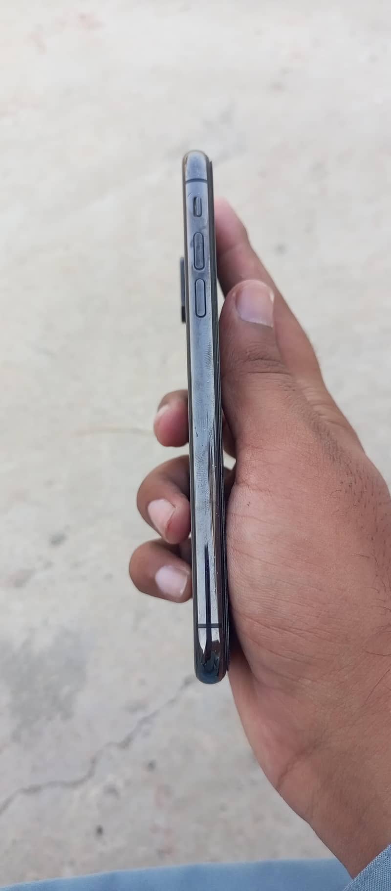 Apple iPhone X 3