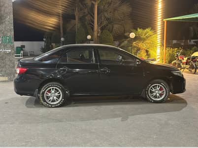 Toyota Corolla GLI 2011 Black