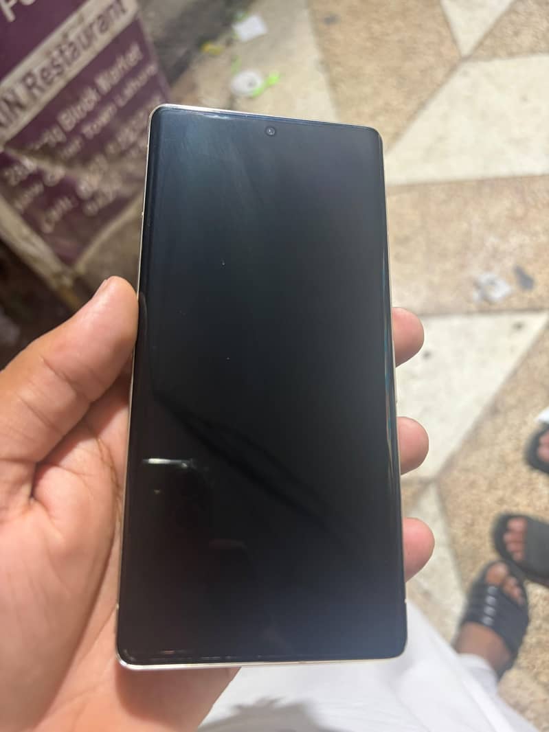 Google Pixel 7 Pro 6