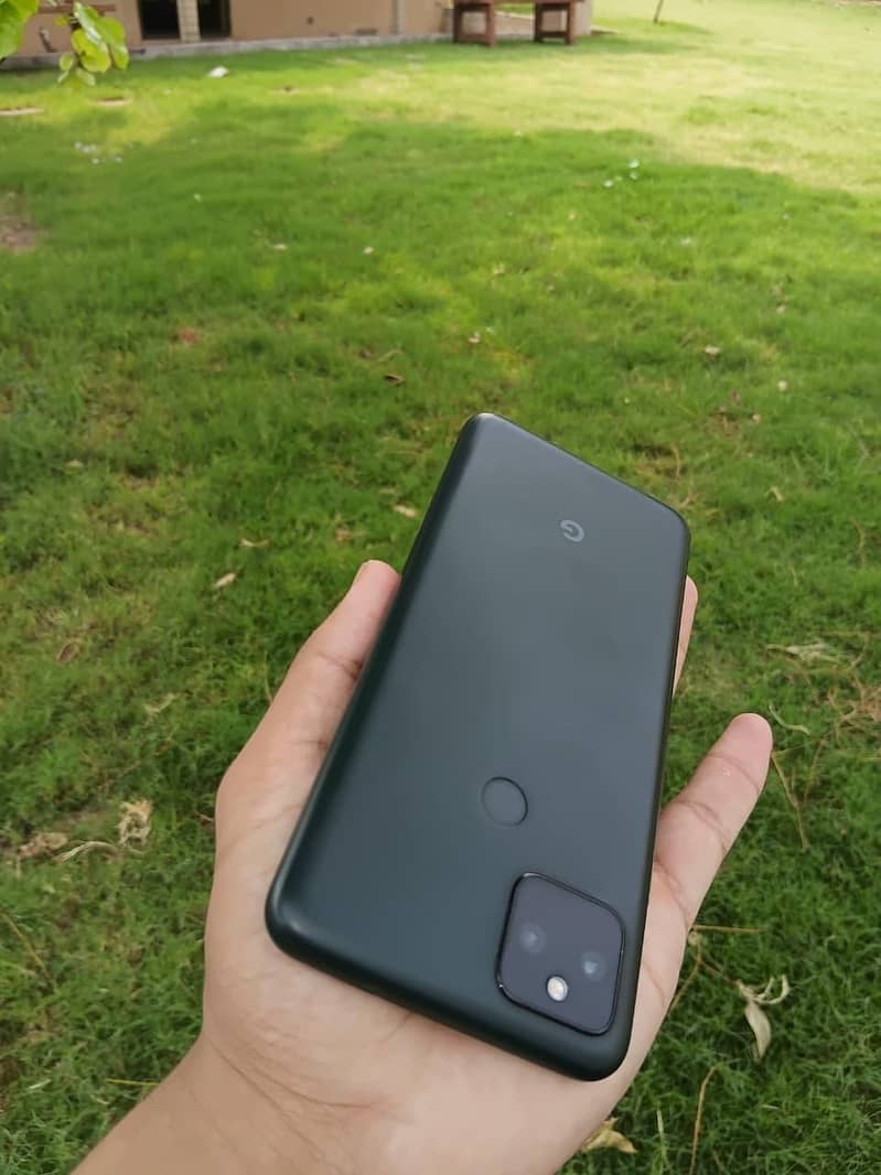 Google Pixel 5a 3