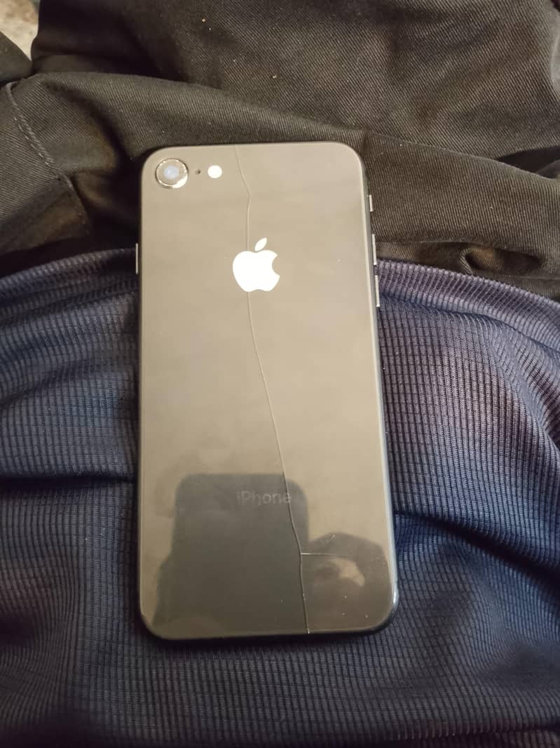 Apple iPhone 8 0