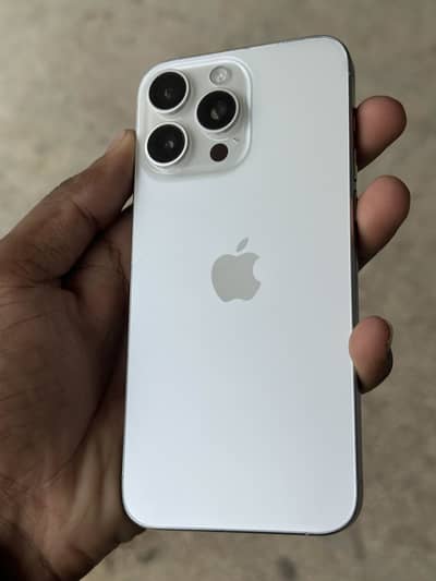 Apple iPhone 15 Pro Max unlock dual physical 4 month sim time