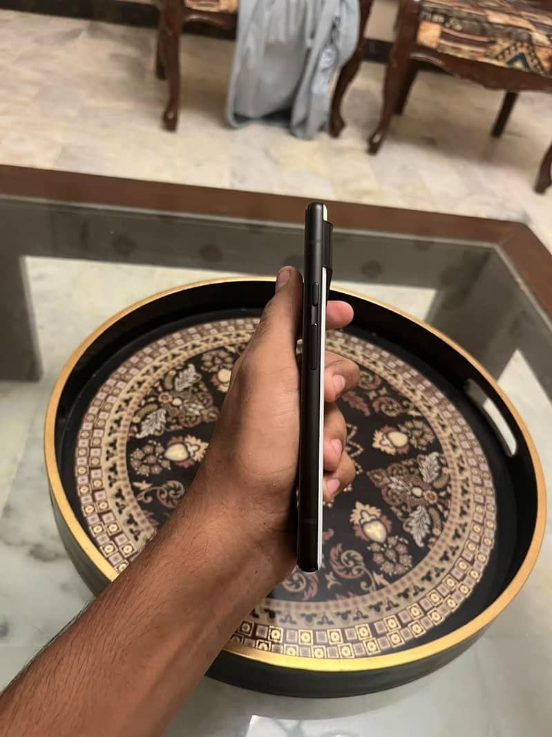 Google Pixel 6 5