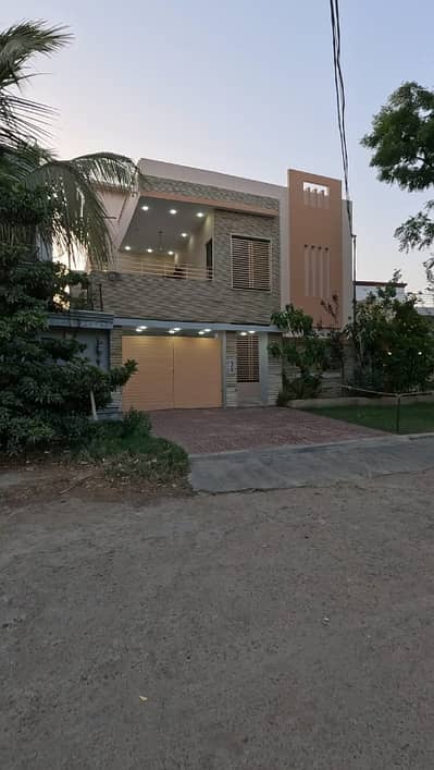 SLIGHTLY USED 420 SQUARE YARD 70 WIDE ROAD HOUSE FOR SALE IN SECTOR Y GULSHAN E MAYMAR KARACHI