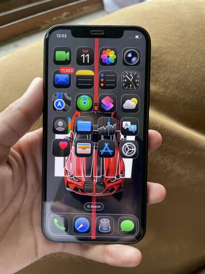 Apple iPhone 12