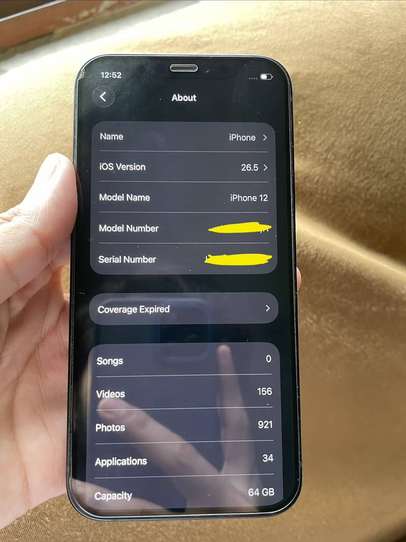 Apple iPhone 12 4