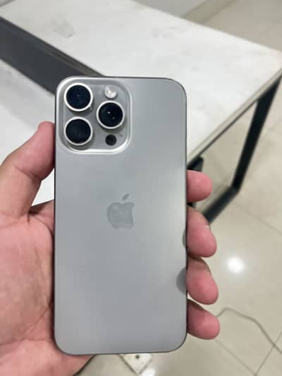 Apple iPhone 15 Pro Max