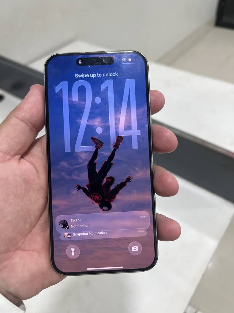 Apple iPhone 15 Pro Max 1