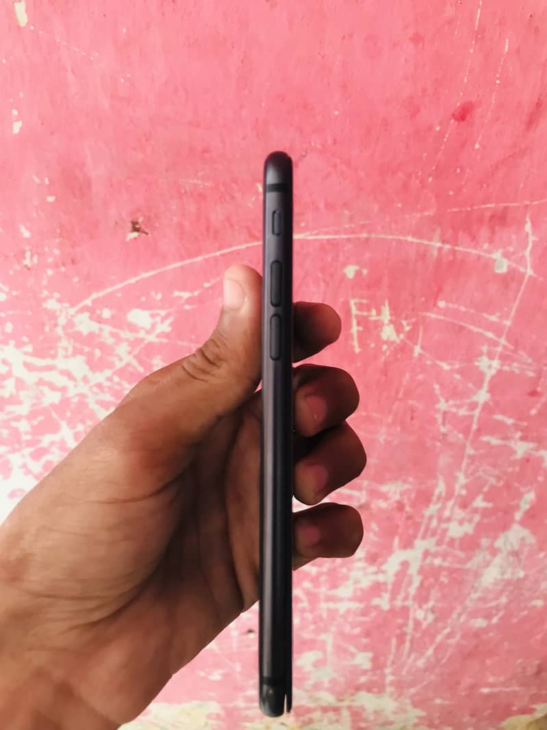 Apple iPhone SE 4