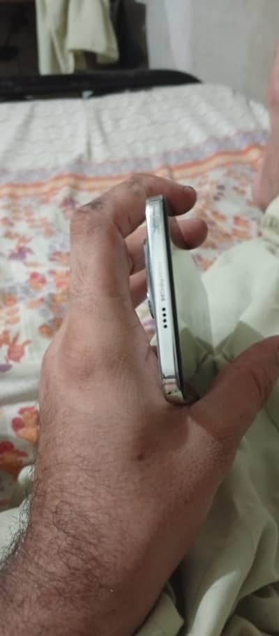 Tecno SPARK 30 Pro 8/128 with out box