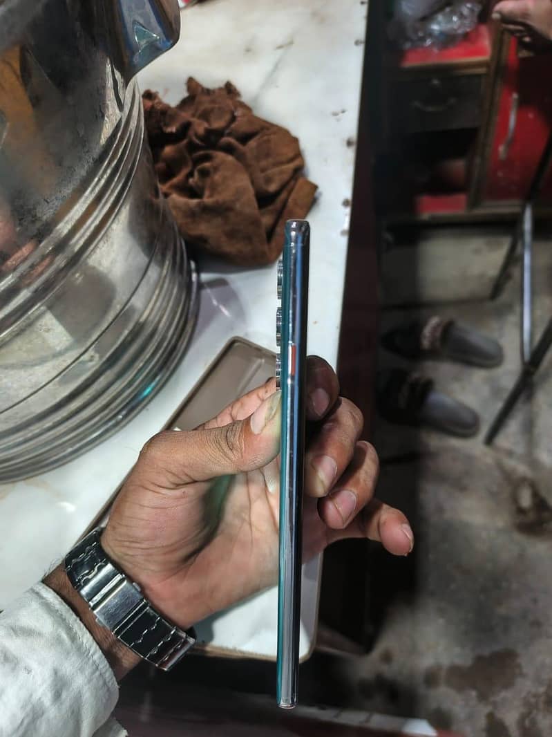 Tecno CAMON 40 Pro 3