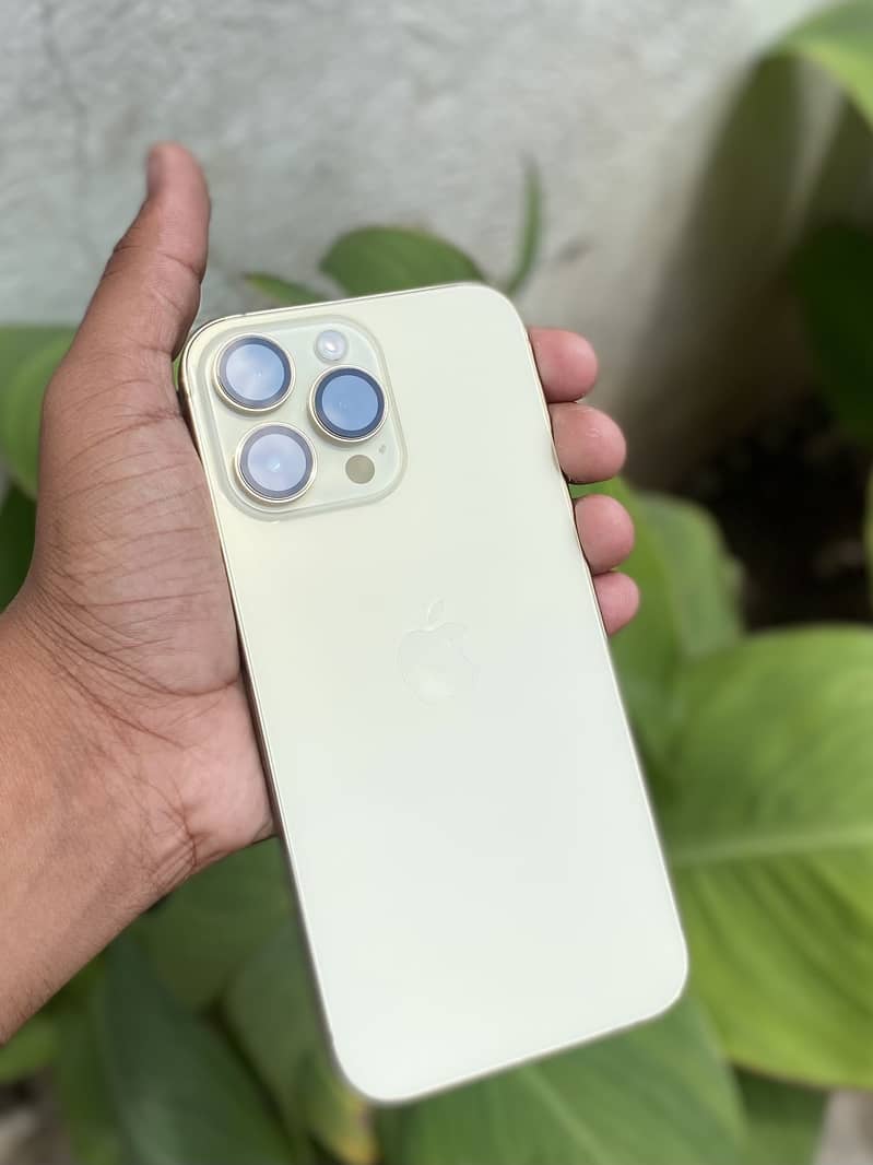 Iphone 14 pro max 2