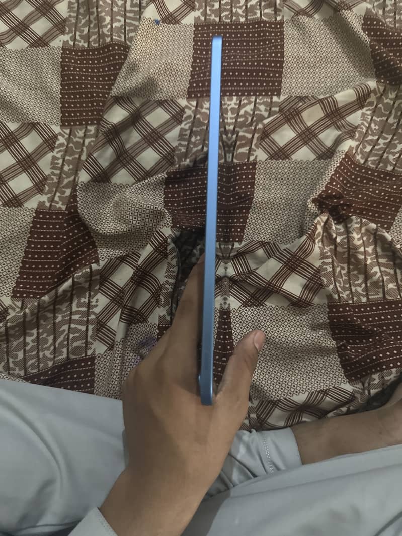 IPAD 11 A16 4