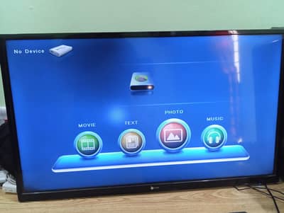 Orange SQL32D33 - 32 Inch - 1366 x 768 - HD LED TV - Black