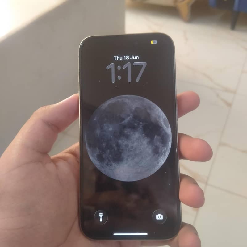 Apple iPhone 15 Pro 2