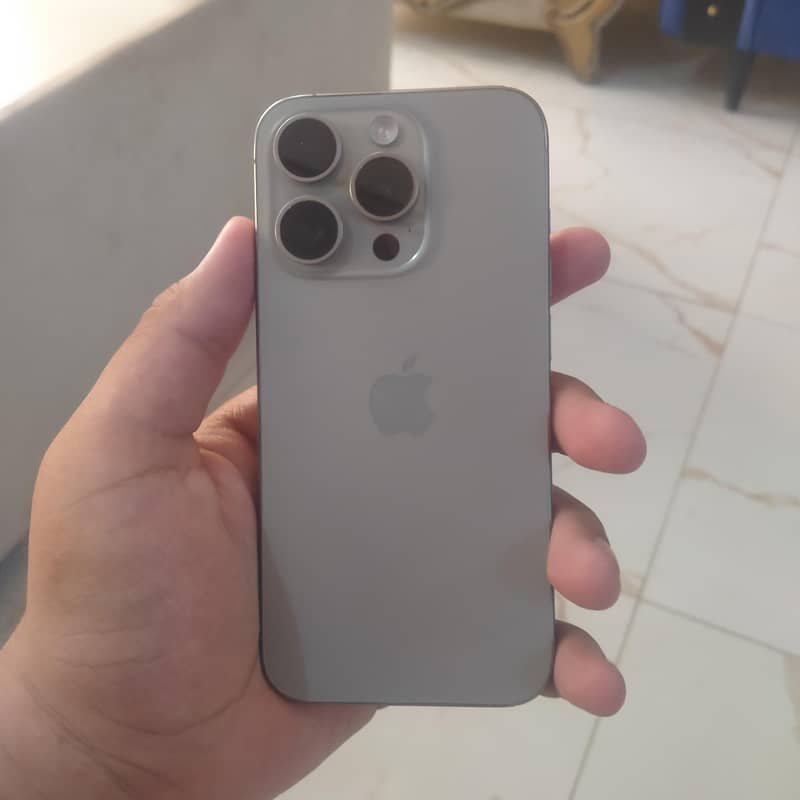 Apple iPhone 15 Pro 7
