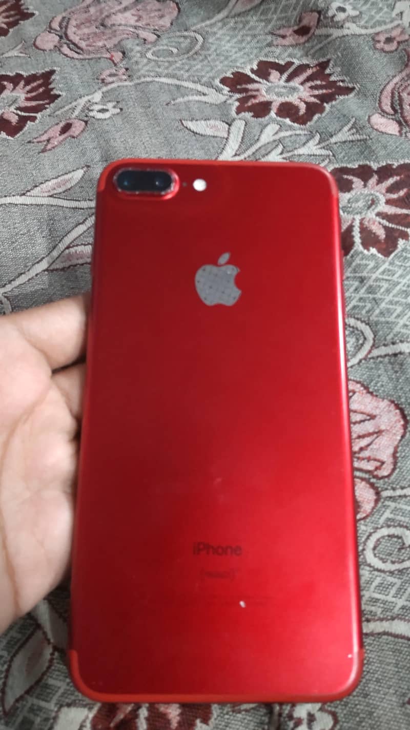 Apple iPhone 7 Plus 3