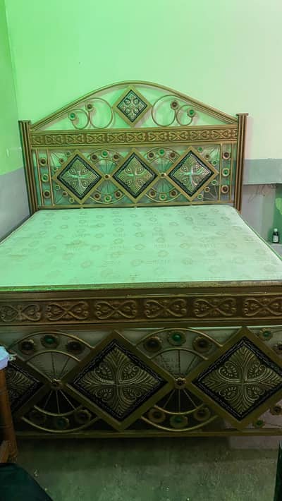 iron bed