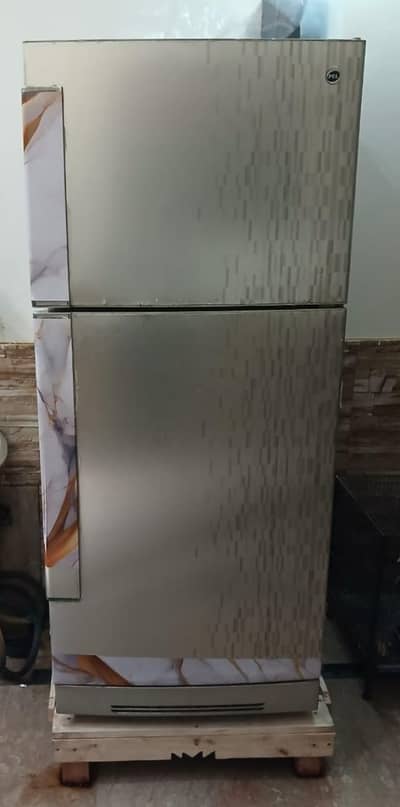 Refrigerator very best condition no issue