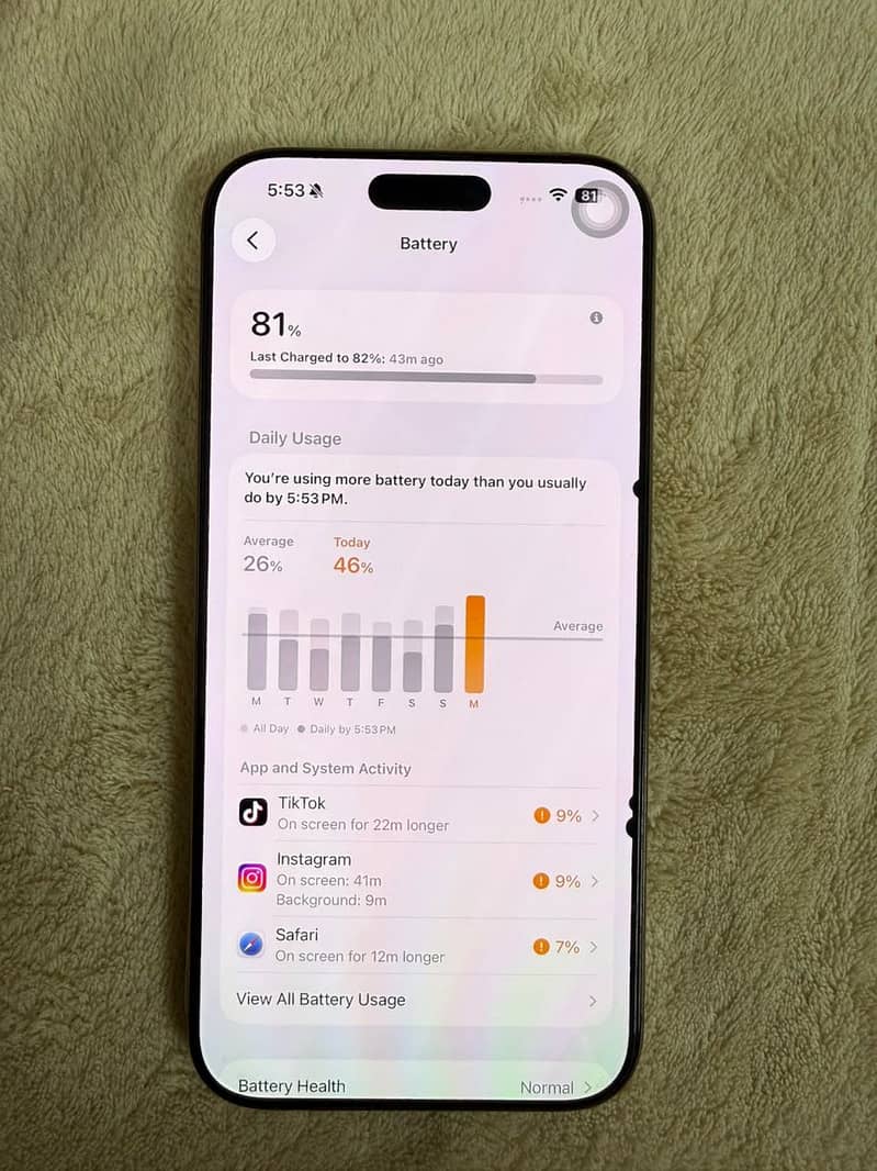 Iphone 16 pro max 3