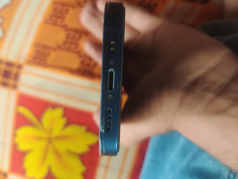 Apple iPhone 12 mini 2