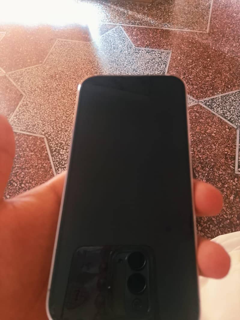 Apple iPhone 13 Pro 2
