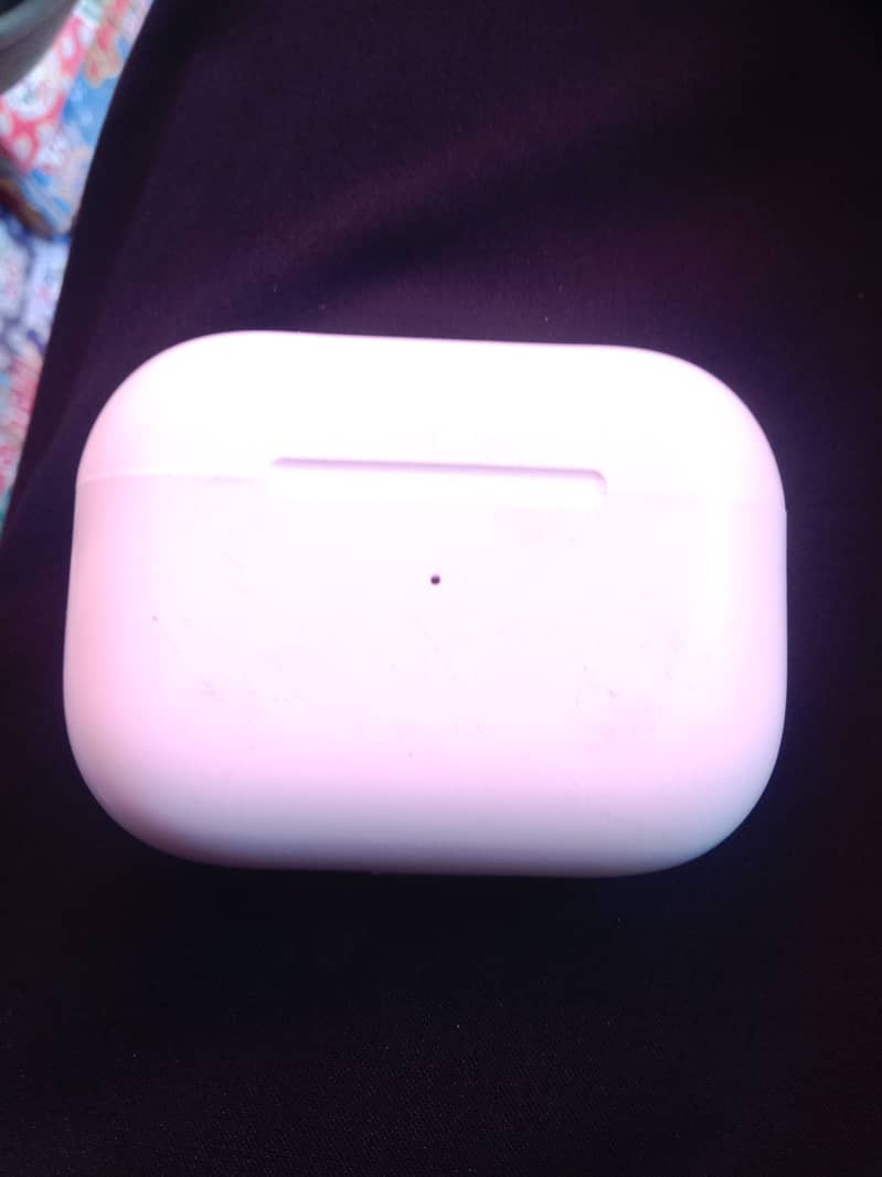 Apple pro 2 earbuds 3