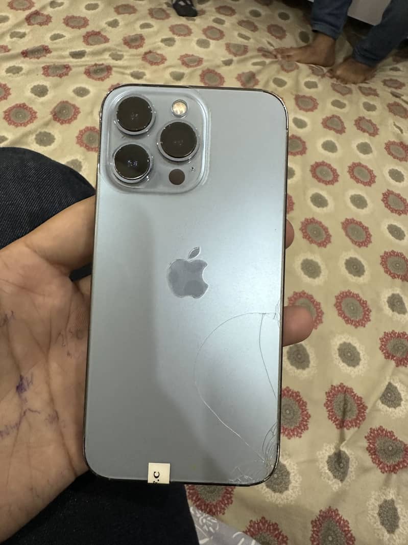 Apple iPhone 13 Pro 6