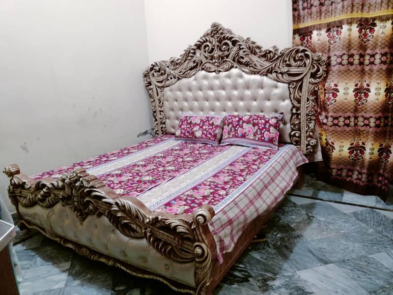 Bed with side table 2,, showcase, dressing, Table with mirror 0