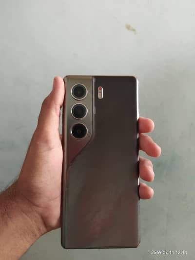 Tecno CAMON 40 Pro