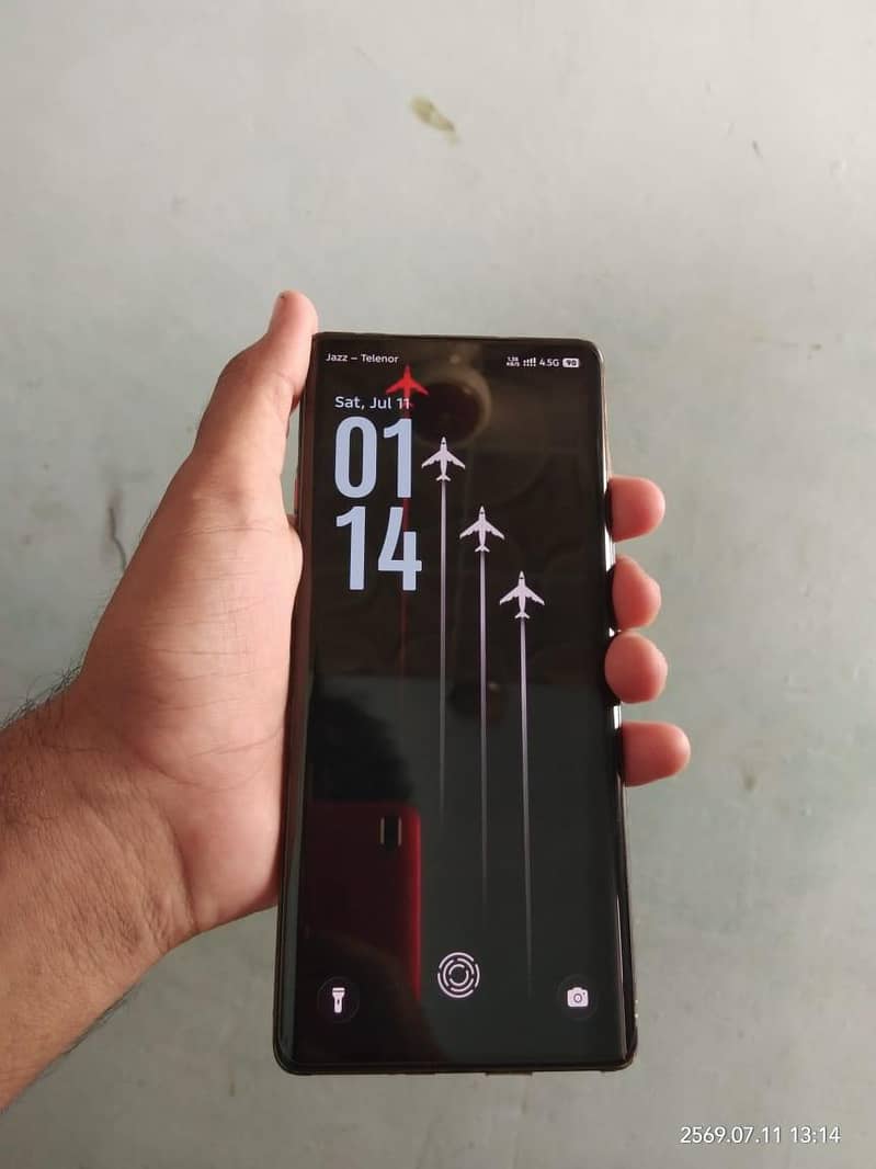 Tecno CAMON 40 Pro 1