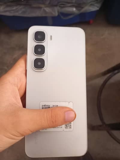Infinix hot 60 i with box original charger