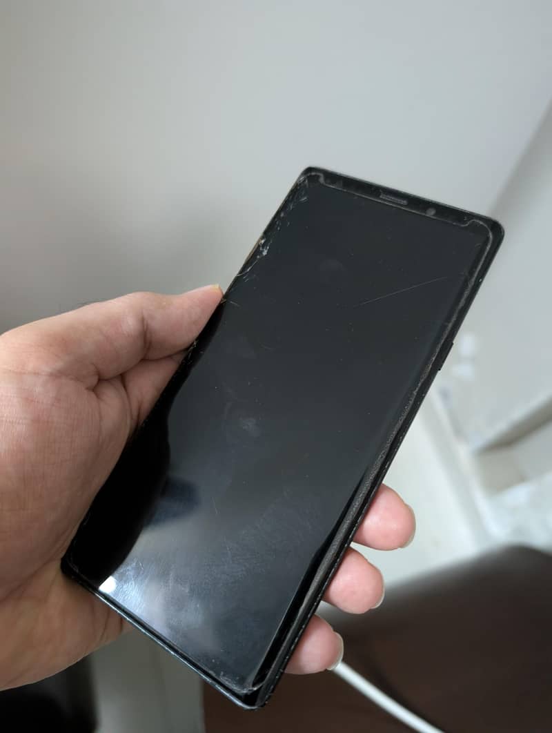 Samsung Mobile Note 9 1