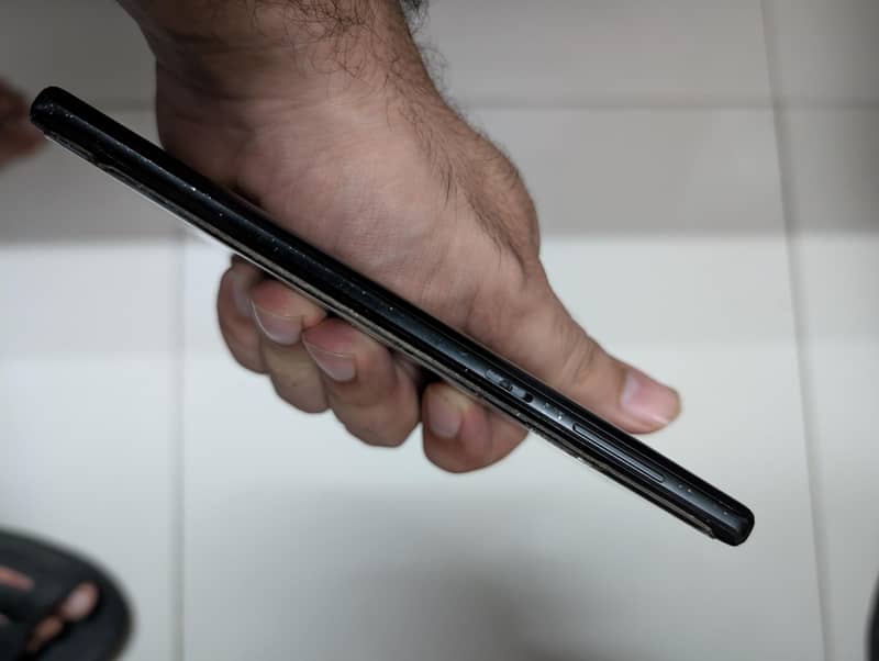 Samsung Mobile Note 9 4