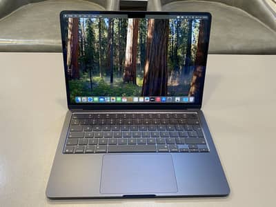 13 inch Apple MacBook Air M4 2025