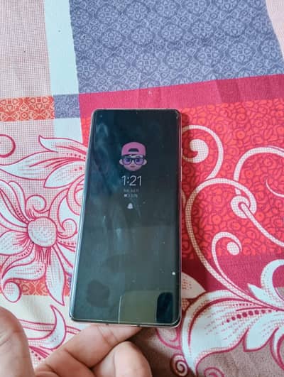 One plus 8 bahoot achaa saaf mobile hai 8/128 gb