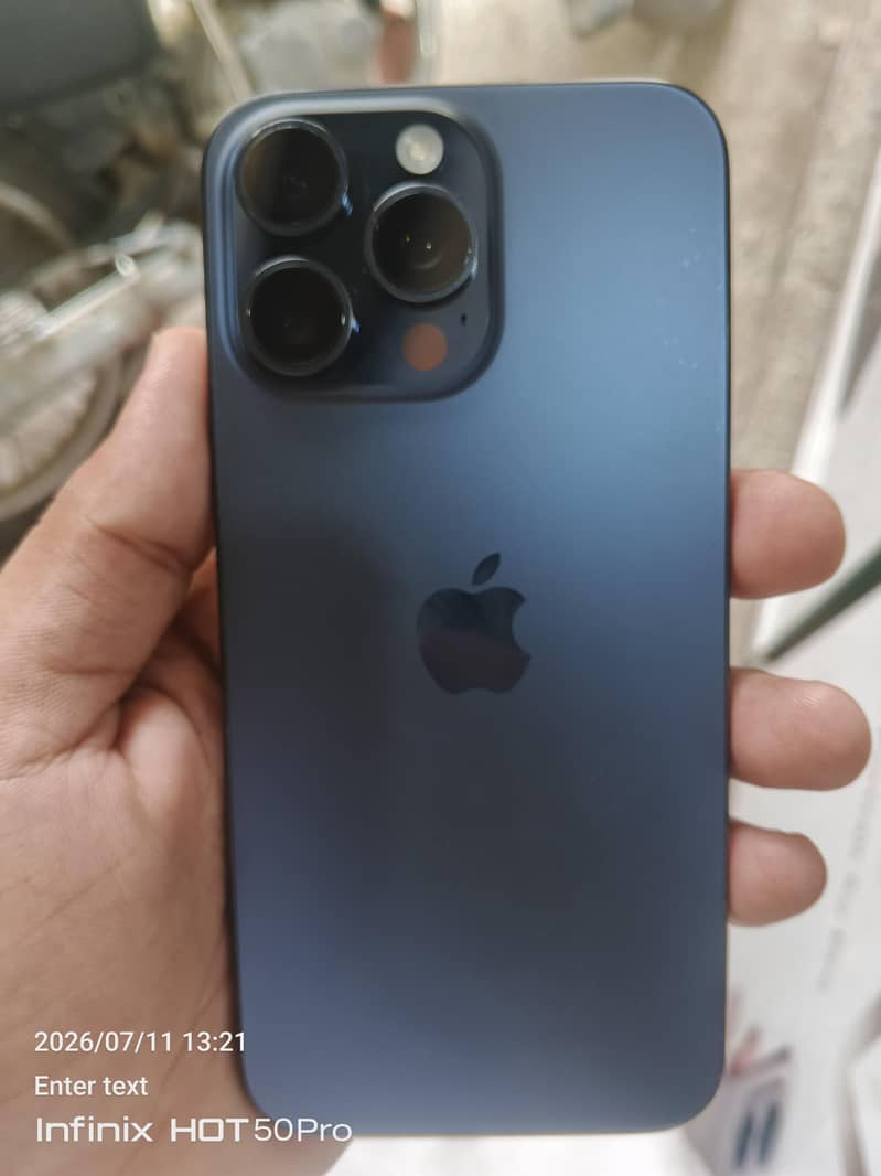 Apple iPhone 15 Pro Max 0