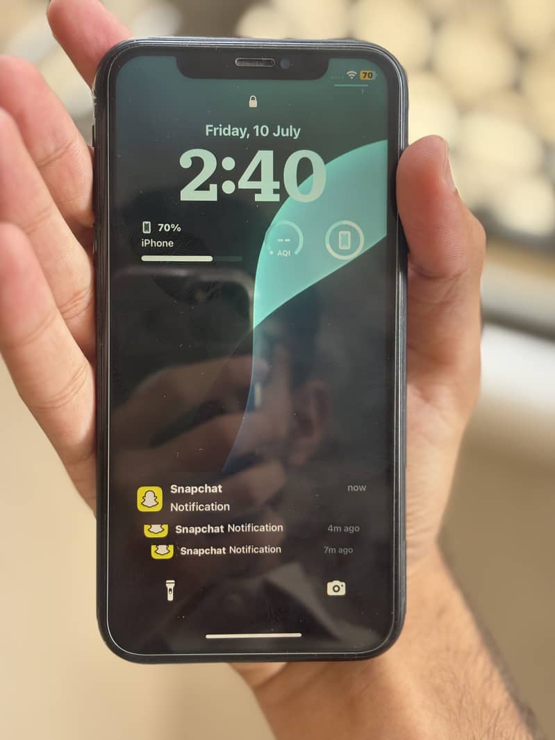 iPhone XR 1