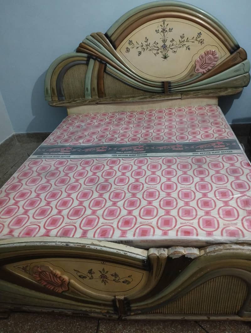 BED SHOWCASE DRESSING 9