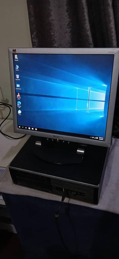 computer with Led mouse keyboard and wires