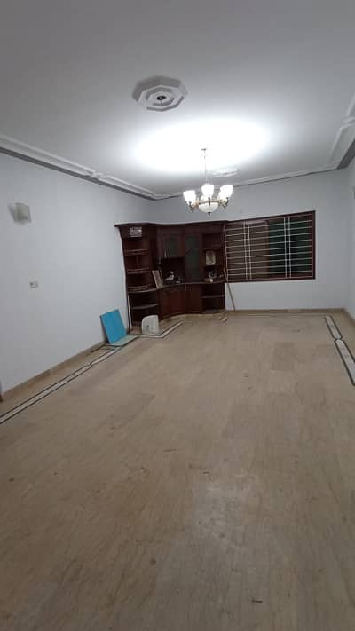 four bed dd ground floor portion for rent in johar