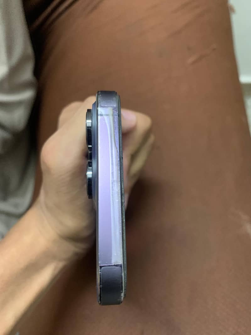 Apple iPhone 14 Pro Max 6