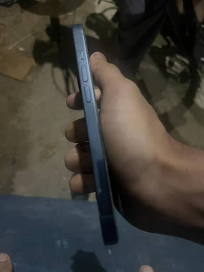 Apple iPhone 14