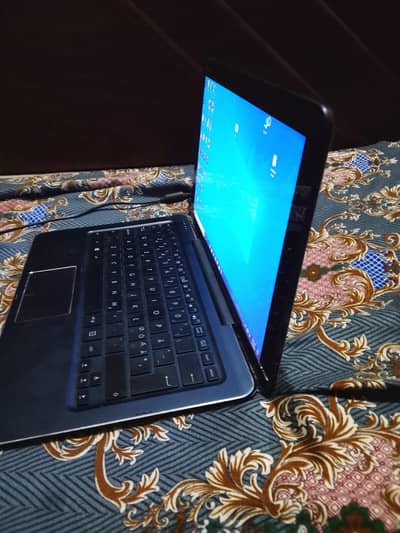 ASUS T300CHI TRANSFORMER BOOK SLIM EQL I5 5TH GEN  128GB SSD 4GB DDR3L